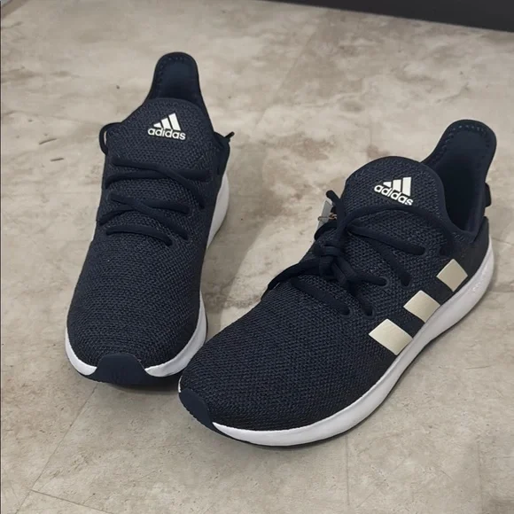 Adidas Women’s Shadow Navy Cloudfoam Shoes - Picture 2 of 10